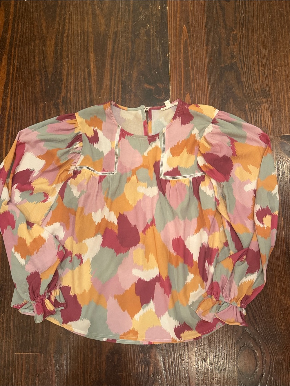 Abstract Print Puff-Sleeve Blouse in Pink Multi